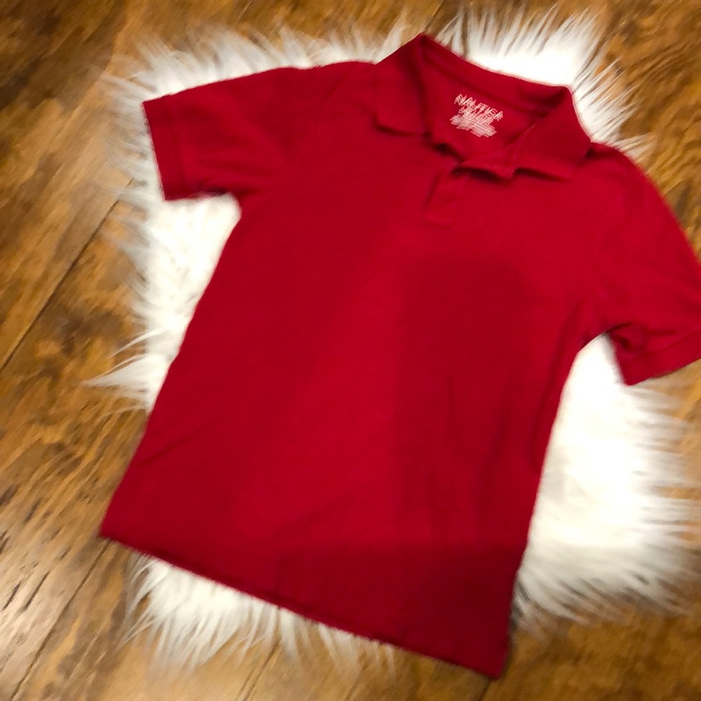 Red náutica polo shirt